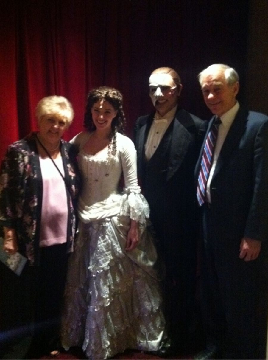 Photo Flash: Ron Paul Visits THE PHANTOM OF THE OPERA Image
