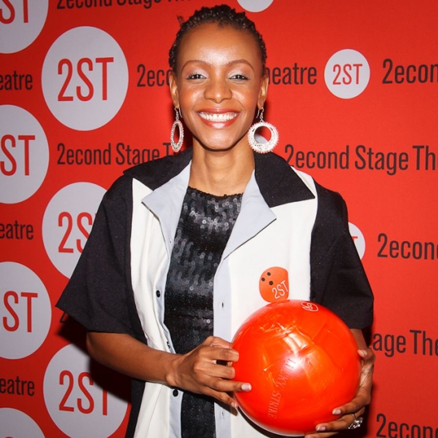 Photo Coverage: Alec Baldwin, Bobby Cannavale & More Come out for Second Stage Bowling Benefit! Image