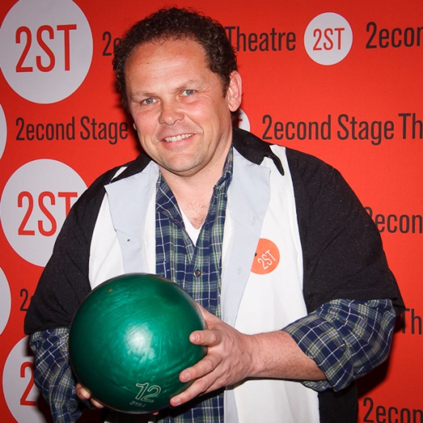 Photo Coverage: Alec Baldwin, Bobby Cannavale & More Come out for Second Stage Bowling Benefit!  Image
