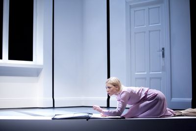 Cate Blanchett als Lotte Photo