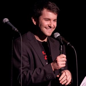 Alex Brightman Photo