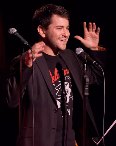 Alex Brightman Photo