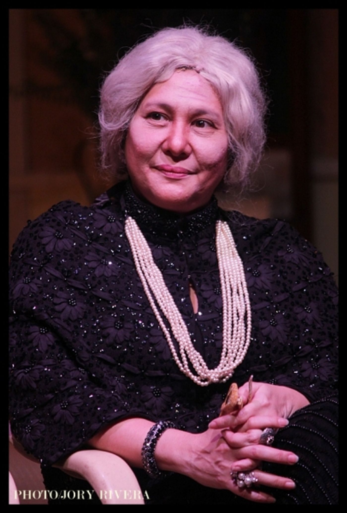 Photo Flash: Ken Ludwig’s LEADING LADIES Opens In Manila  Image