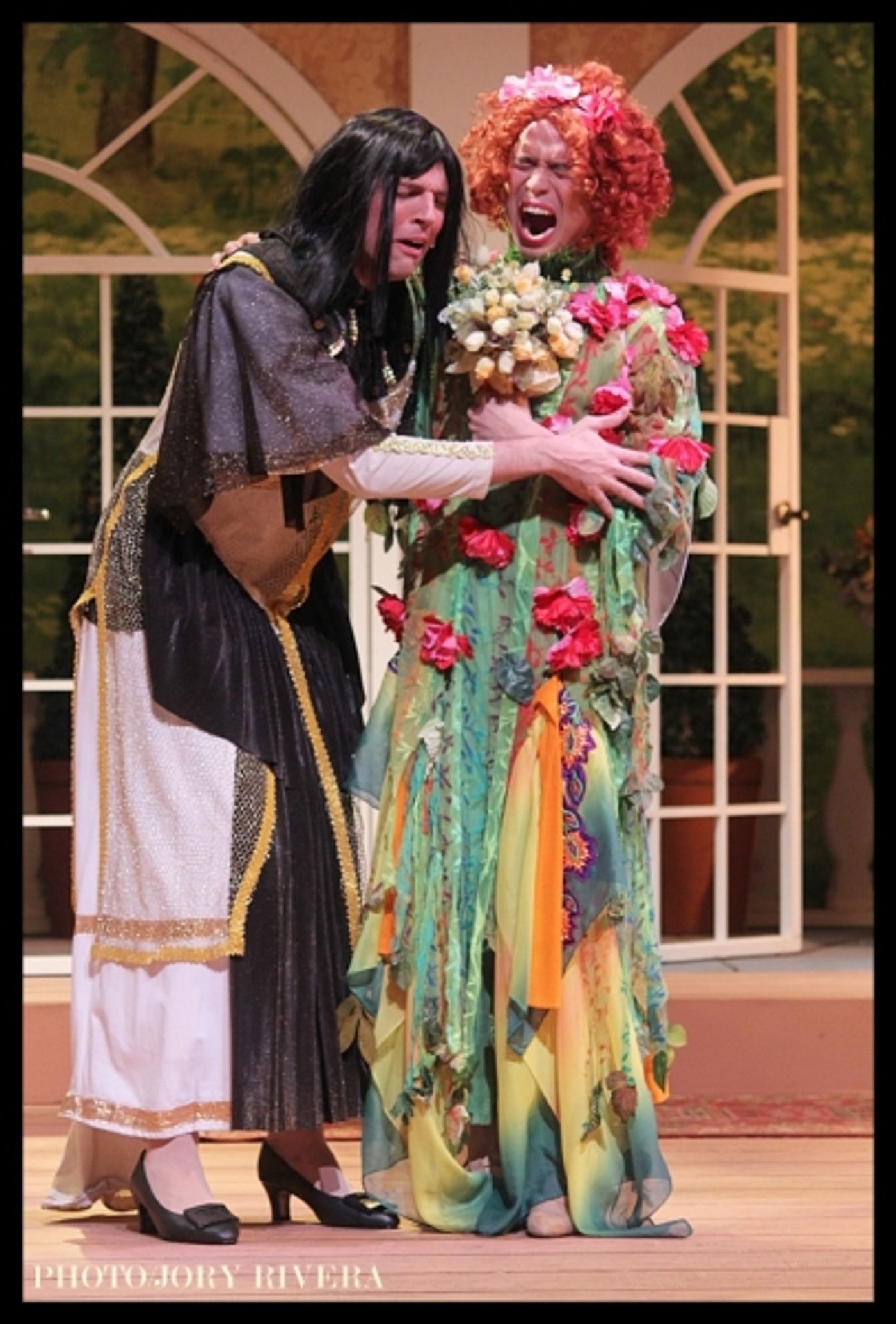 Photo Flash: Ken Ludwig’s LEADING LADIES Opens In Manila  Image