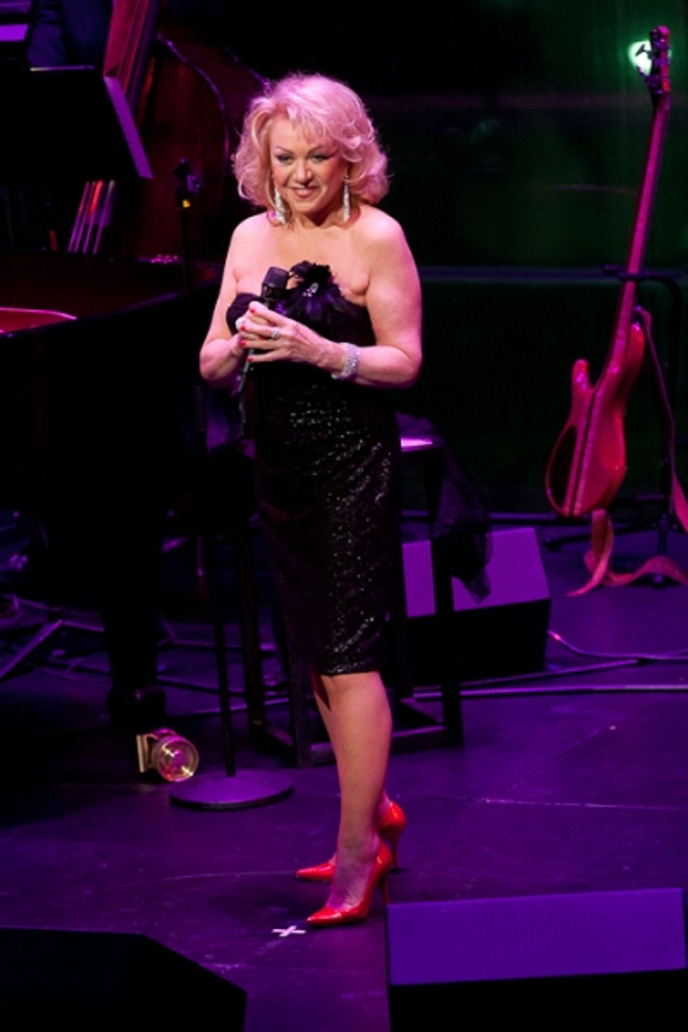Photo Coverage: Elaine Paige Performs for Lincoln Center's AMERICAN SONGBOOK Series!  Image