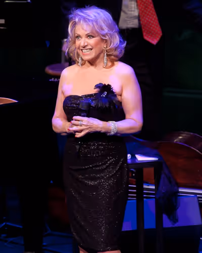 Elaine Paige Photo