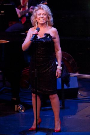 Elaine Paige @ BroadwayWorld Elaine Paige Photo