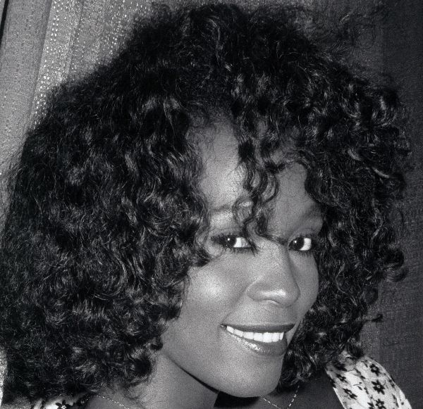 Photo Coverage: Remembering Whitney Houston — photo 12 of 17