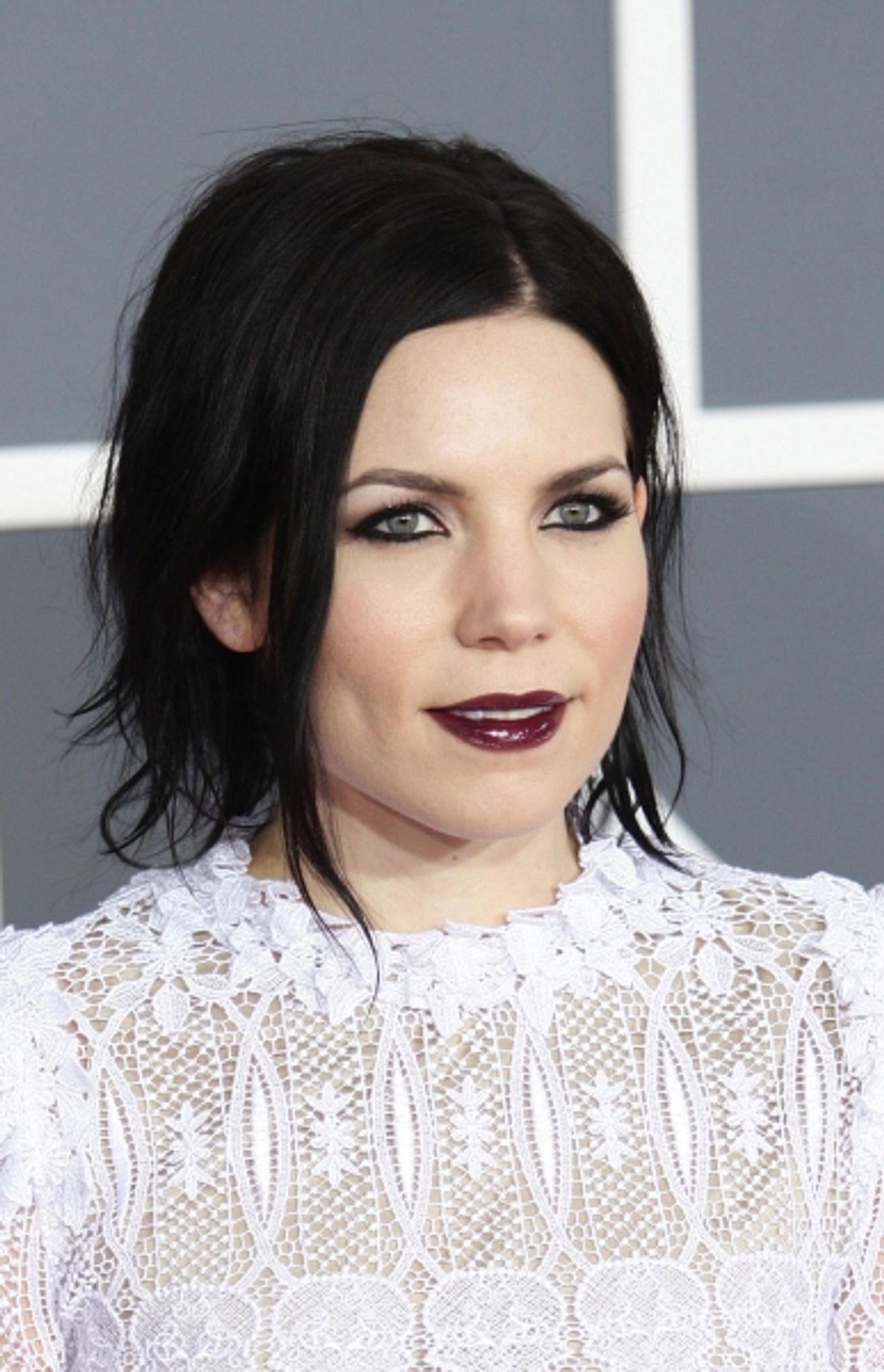 Photo Coverage: Red Carpet Fashions from the 2012 Grammys!  Image