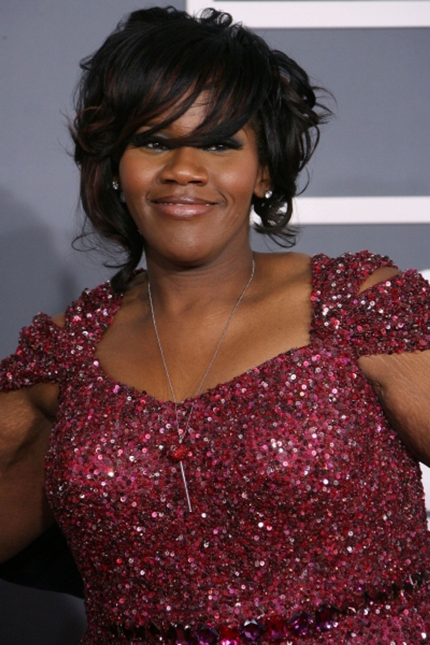 Photo Coverage: Red Carpet Fashions from the 2012 Grammys!  Image
