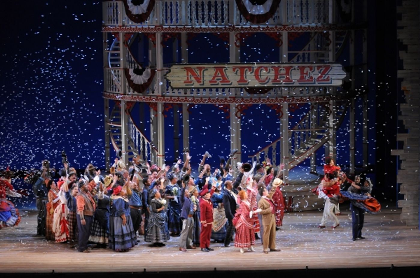 Photo Flash: SHOW BOAT Opens at Lyric Opera  Image