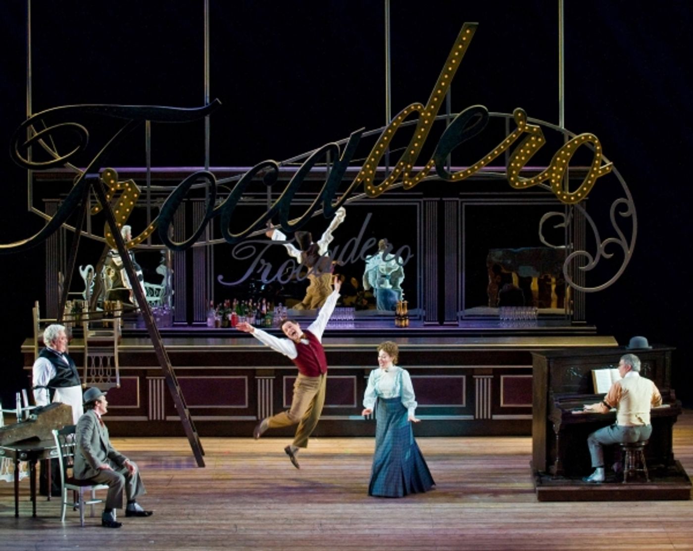 Photo Flash: SHOW BOAT Opens at Lyric Opera  Image