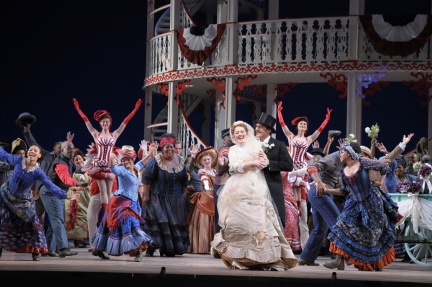 Photo Flash: SHOW BOAT Opens at Lyric Opera  Image