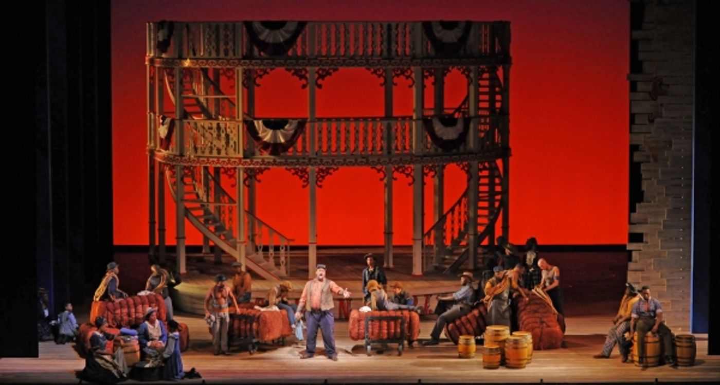 Photo Flash: SHOW BOAT Opens at Lyric Opera  Image