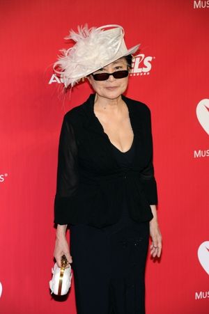 Yoko Ono arrives at the 2012 MusiCares Person Of The Year Gala Honoring Paul McCartne Photo