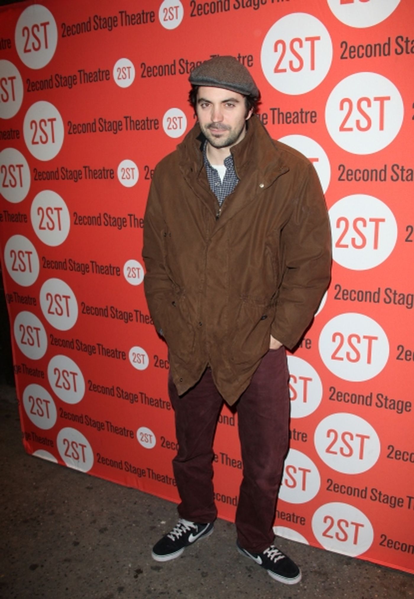 Photo Coverage: HOW I LEARNED TO DRIVE Starry Theatre Arrivals!  Image