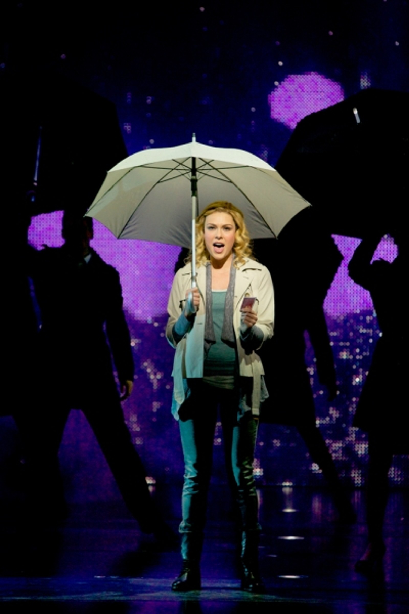 Photo Flash: The New West End Cast of GHOST THE MUSICAL! — photo 5 of 7