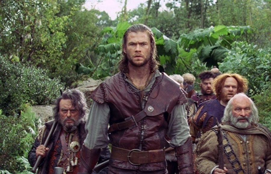 Photo Flash: First Look - SNOW WHITE AND THE HUNTSMAN, Opening Today, 6/1 Image
