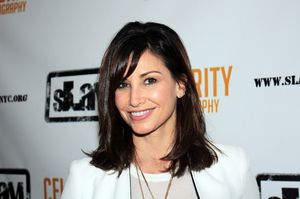 Gina Gershon @ BroadwayWorld Gina Gershon Photo