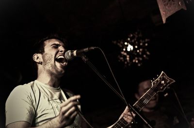 Mark Ayesh Photo