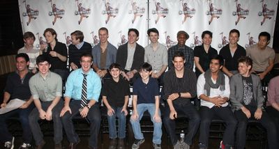 Jeremy Jordan & the cast  Photo