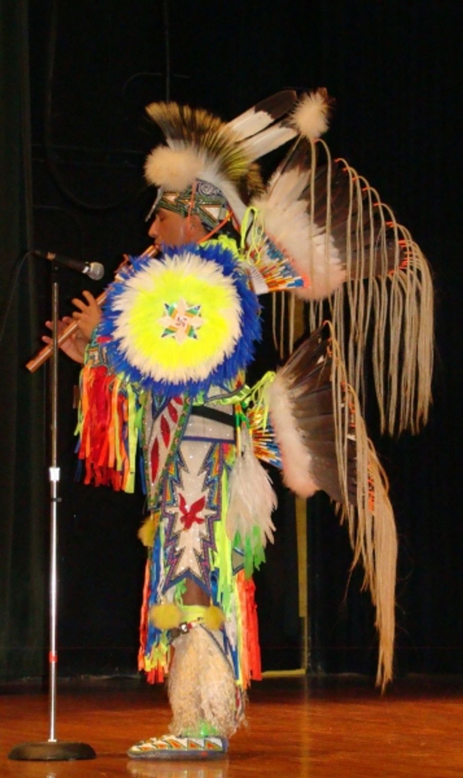 Photo Coverage: SteppingStone Theatre Presents Larry Yazzie and The Native Pride Dancers, 3/2-11 Image