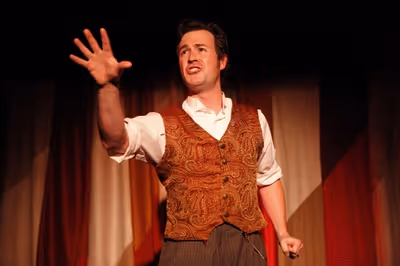 Jason Bowen as P.T. Barnum Photo