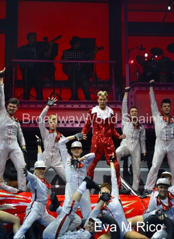 Ivan Santos en pleno extasis Grease Lightning Photo