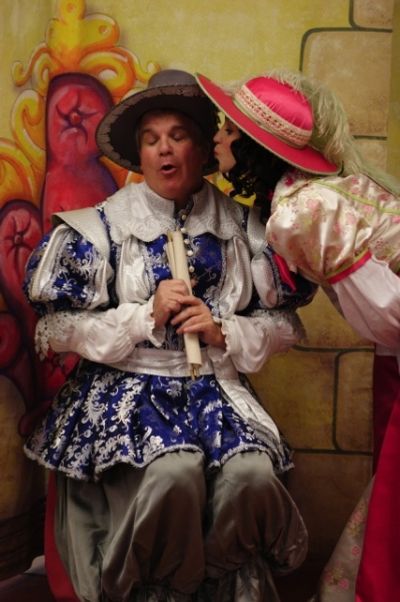 Alan Knoll as King and Cara Myler as Princess Photo