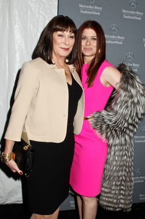 Anjelica Huston and Debra Messing  Photo