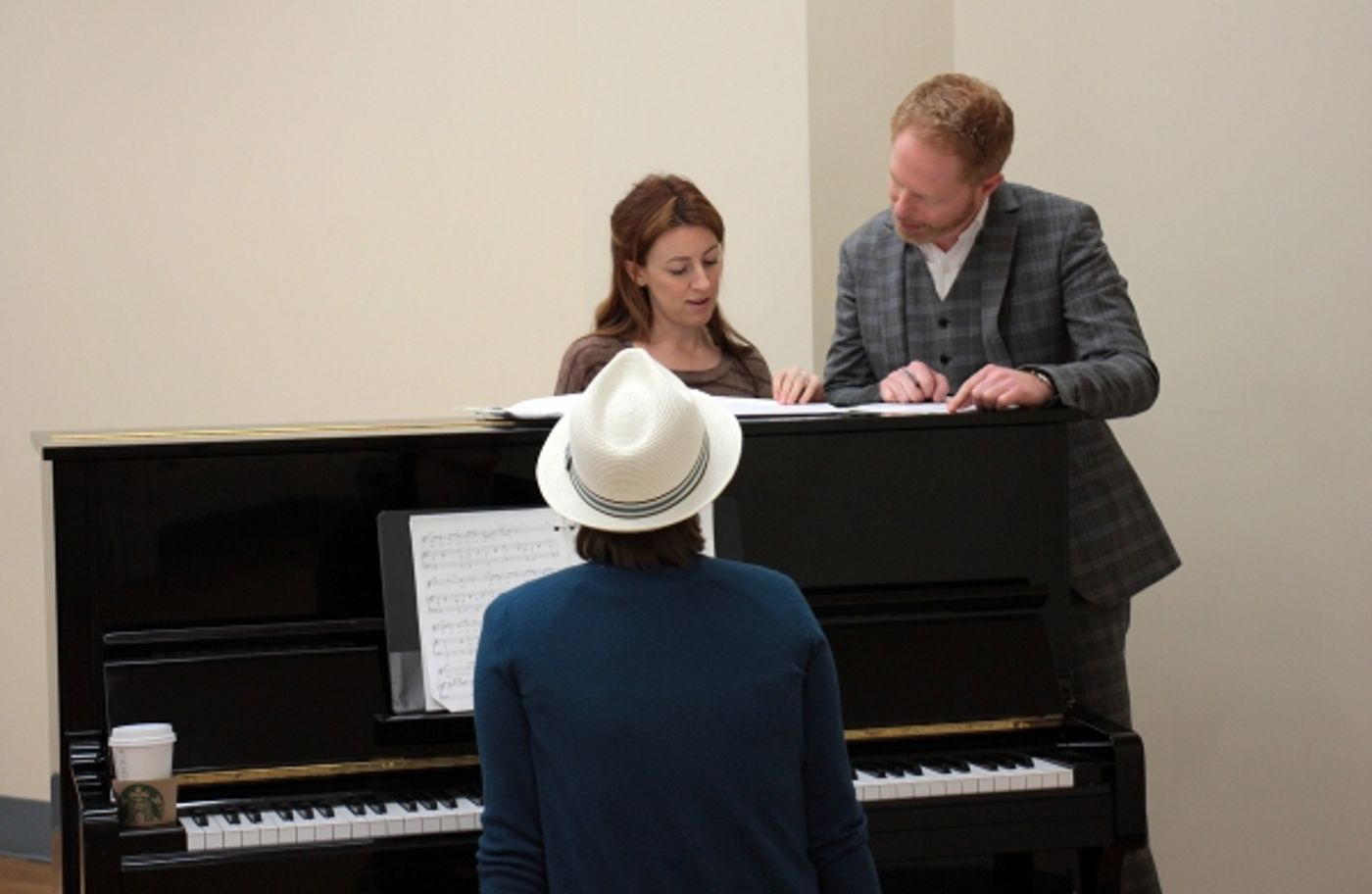 Photo Coverage Exclusive: On Set of SUBMISSIONS ONLY with Jesse Tyler Ferguson!  Image