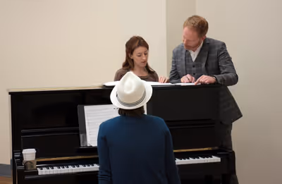 Kate Wetherhead, Jesse Tyler Ferguson Photo