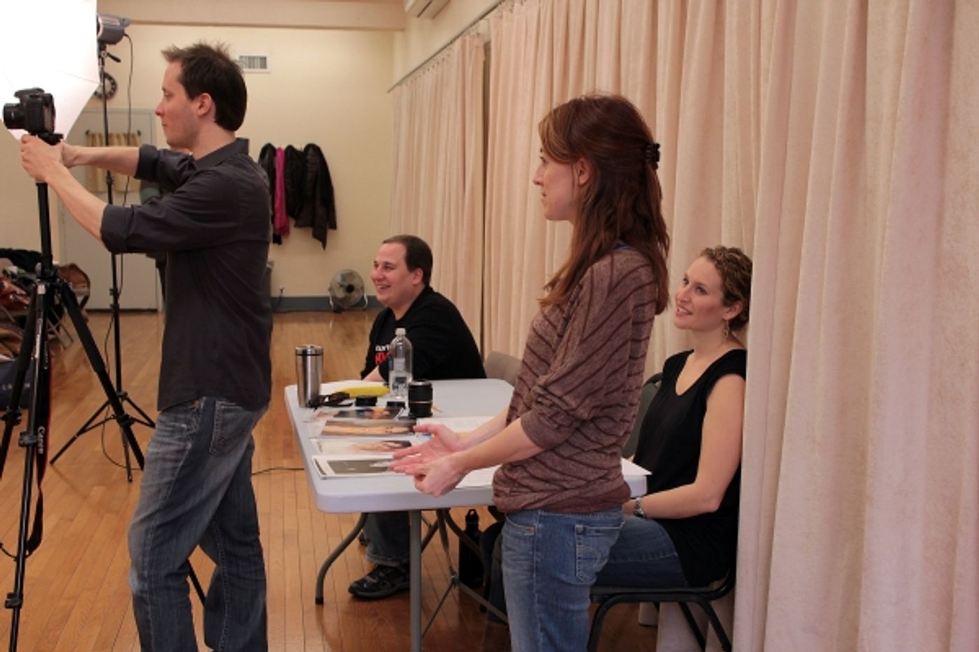 Photo Coverage Exclusive: On Set of SUBMISSIONS ONLY with Jesse Tyler Ferguson!  Image