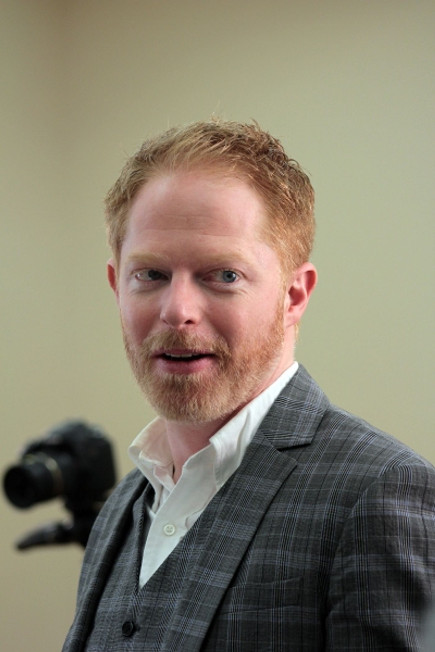 Photo Coverage Exclusive: On Set of SUBMISSIONS ONLY with Jesse Tyler Ferguson!  Image