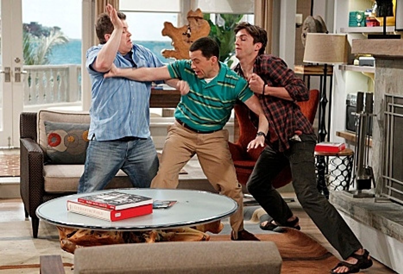 Photo Flash: Comedian Patton Oswalt Guest Stars on CBS's TWO AND A HALF MEN, 2/27  Image