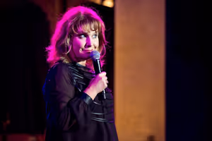 Jan Ravens @ BroadwayWorld Jan Ravens Photo
