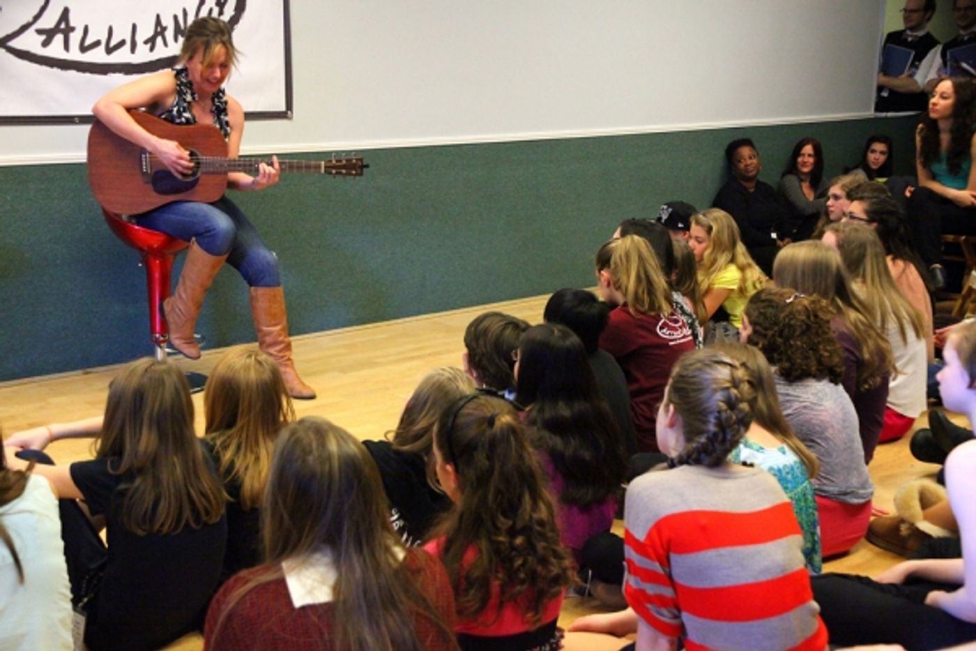 Photo Flash: Alice Ripley Surprises Students at Broadway Artists Alliance Workshop  Image