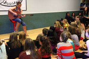 Alice Ripley and students Photo