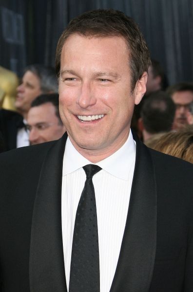Photo Coverage: 2012 Academy Awards - Red Carpet Part 2 — photo 1 of 61