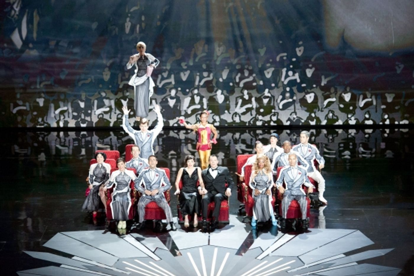 Photo Flash: CIRQUE DU SOLEIL at the Academy Awards 2012  Image