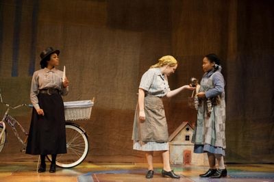 Je Nie Fleming, Erin Meadows and Sharisa Whatley Photo