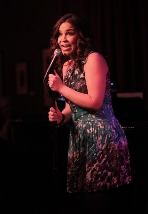 Lindsay Mendez Photo