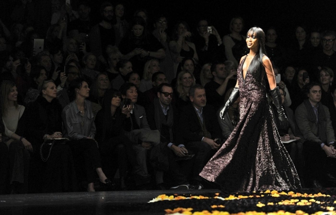 Photo Flash: Roberto Cavalli at Milan Fashion Week Photo Flash: Roberto Cavalli at Milan Fashion Week Image