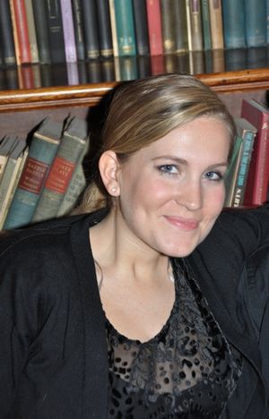 Lora Lee Gayer Photo