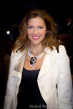 Tricia Helfer Photo