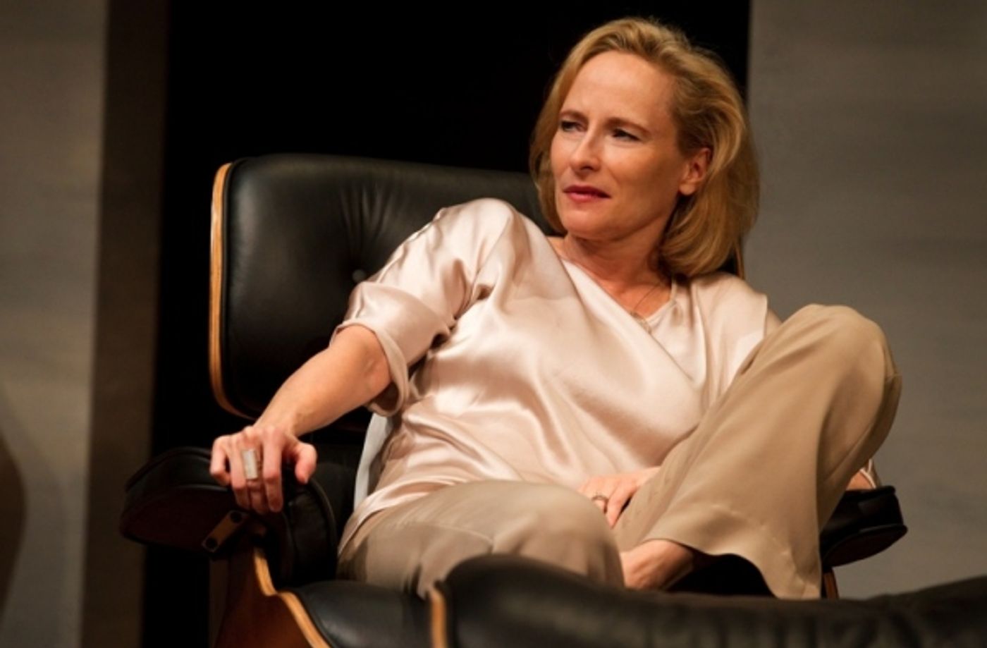 Photo Flash: Signature Theatre Company Presents Edward Albee’s THE LADY FROM DUBUQUE Photo Flash: Signature Theatre Company Presents Edward Albee’s THE LADY FROM DUBUQUE Image