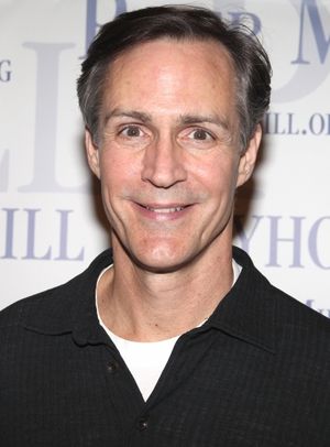 Howard McGillin Photo