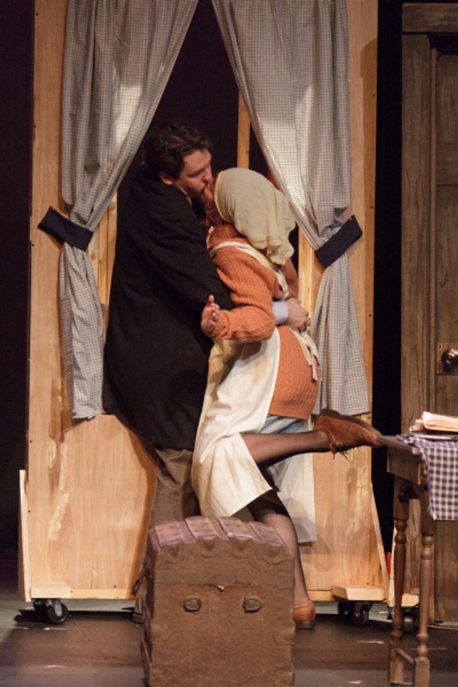 Photo Flash: South Bend Civic Theatre Presents THE 39 STEPS Image