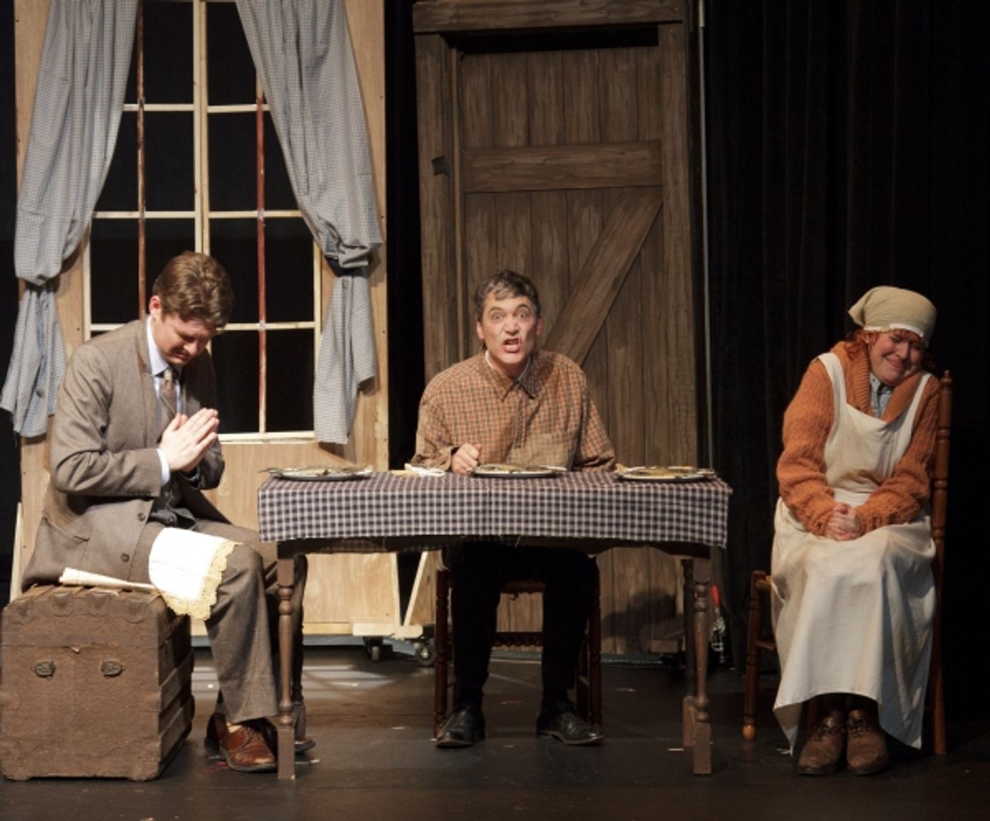 Photo Flash: South Bend Civic Theatre Presents THE 39 STEPS Photo Flash: South Bend Civic Theatre Presents THE 39 STEPS Image