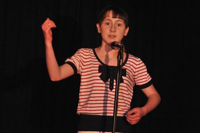 Melody Hollis Photo